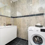 Apartment Mandaroza *