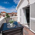 Mandaroza *