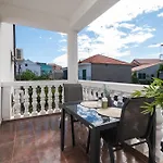 Mandaroza