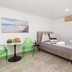Mandaroza Apartment Vodice