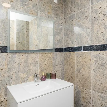 Mandaroza Apartment