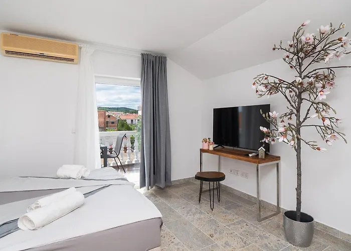 Mandaroza Apartment Vodice