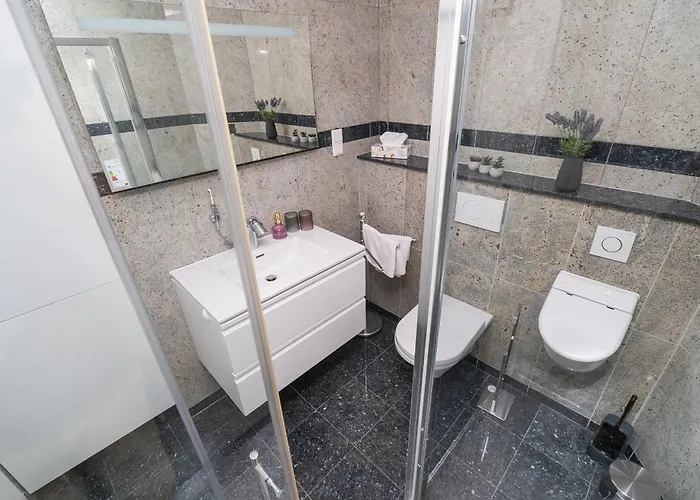 Apartment Mandaroza *